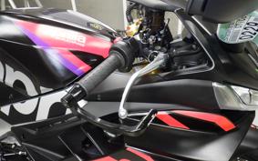 APRILIA RSV4 1100ファクトリ 2024