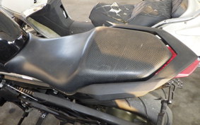YAMAHA XJ6 N