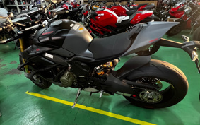 DUCATI STREET FIGHTER V4S 2024 4F00
