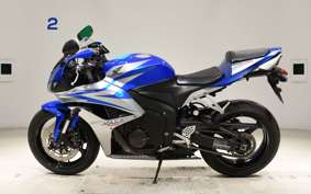 HONDA CBR600RR GEN 3 2007 PC40