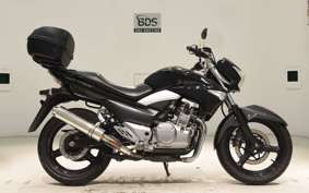 SUZUKI GSR250 2023