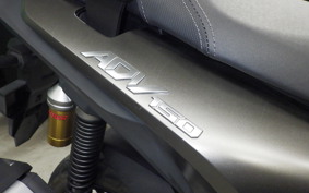 HONDA ADV150