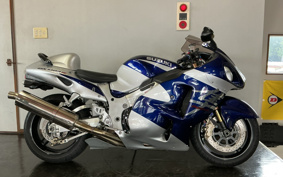SUZUKI GSX1300R HAYABUSA 2004 GW71A