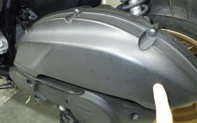 YAMAHA N-MAX 2001 SEG6J