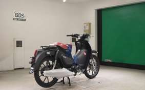 HONDA C125 SUPER CUB