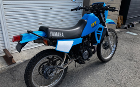 YAMAHA DT125 17F