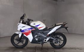 HONDA CBR125R JC50