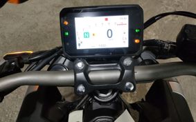 HONDA CBR650R E-Clutch 2024 RH17