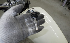 HONDA CB223S 2025 MC40