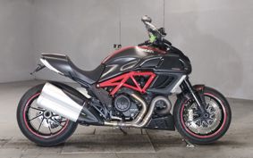 DUCATI DIAVEL CARBON 2011 G100AB