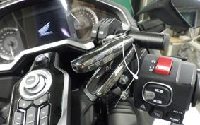 HONDA GL 1800 GOLD WING TOUR DCT 2024 SC79