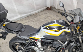 YAMAHA MT-07 2015 RM07J