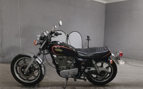 YAMAHA SR400 2H6