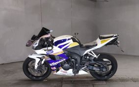 HONDA CBR600RR PC40