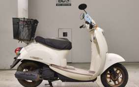HONDA CREA SCOOPY