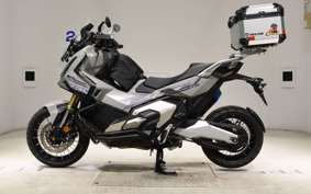 HONDA X-ADV 750 2026 RH21