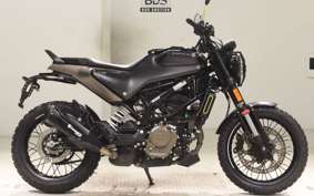 HUSQVARNA SVARTPILEN 125 2003