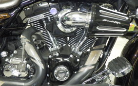 HARLEY FLTRXSE1800CVO 2012