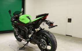 KAWASAKI ZX-25R ZX250E