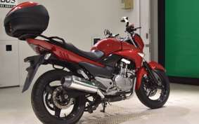 SUZUKI GSR250 2026
