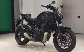 YAMAHA MT-07 2025