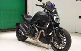 DUCATI DIAVEL 2014