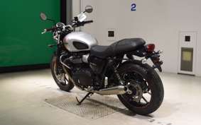 TRIUMPH STREET TWIN 2017