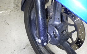 SUZUKI GSR250 2004