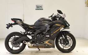 KAWASAKI ZX-25R ZX250E