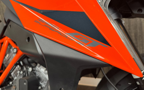 KTM 1290 SUPER DUKE GT V6940