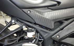 YAMAHA YZF R-3 2019 RH13J