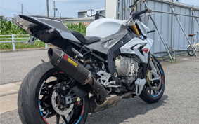 BMW S1000R 2015 0D02