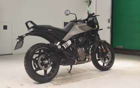 HUSQVARNA SVARTPILEN 250 2014