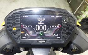 TRIUMPH STREET TRIPLE RS 2023