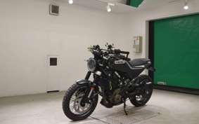 HUSQVARNA SVARTPILEN 401 2021