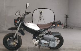 SUZUKI STREET MAGIC CA1LB