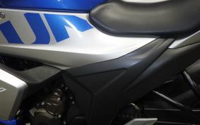SUZUKI GIXXER 250 SF 2005