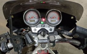 HONDA VTR 250 MC33