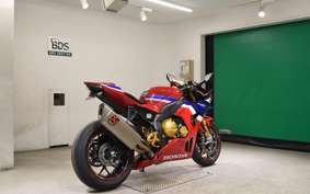 HONDA CBR1000RR RSP 2024 SC82