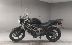 HONDA VTR 250 MC33