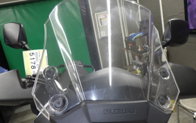 SUZUKI Vｽﾄﾛｰﾑ650XTA 2019 C733A