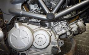 HONDA VTR 250 2005 MC33
