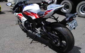 HONDA CBR1000RR-R 30TH 2023 SC82