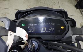 YAMAHA FZ25