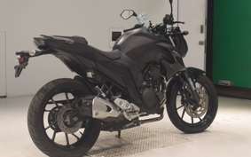 YAMAHA FZ25