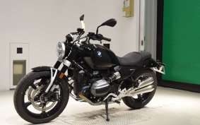 BMW R12 2025