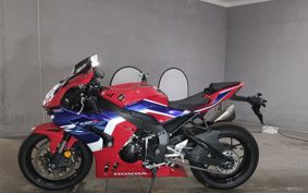 HONDA CBR1000RR R SC82