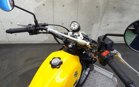 SUZUKI GLASS TRACKER BIG BOY NJ4DA