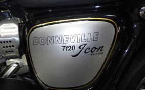 TRIUMPH BONNEVILLE T120 2025