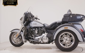 HARLEY FLHTCUTG 1870 2019